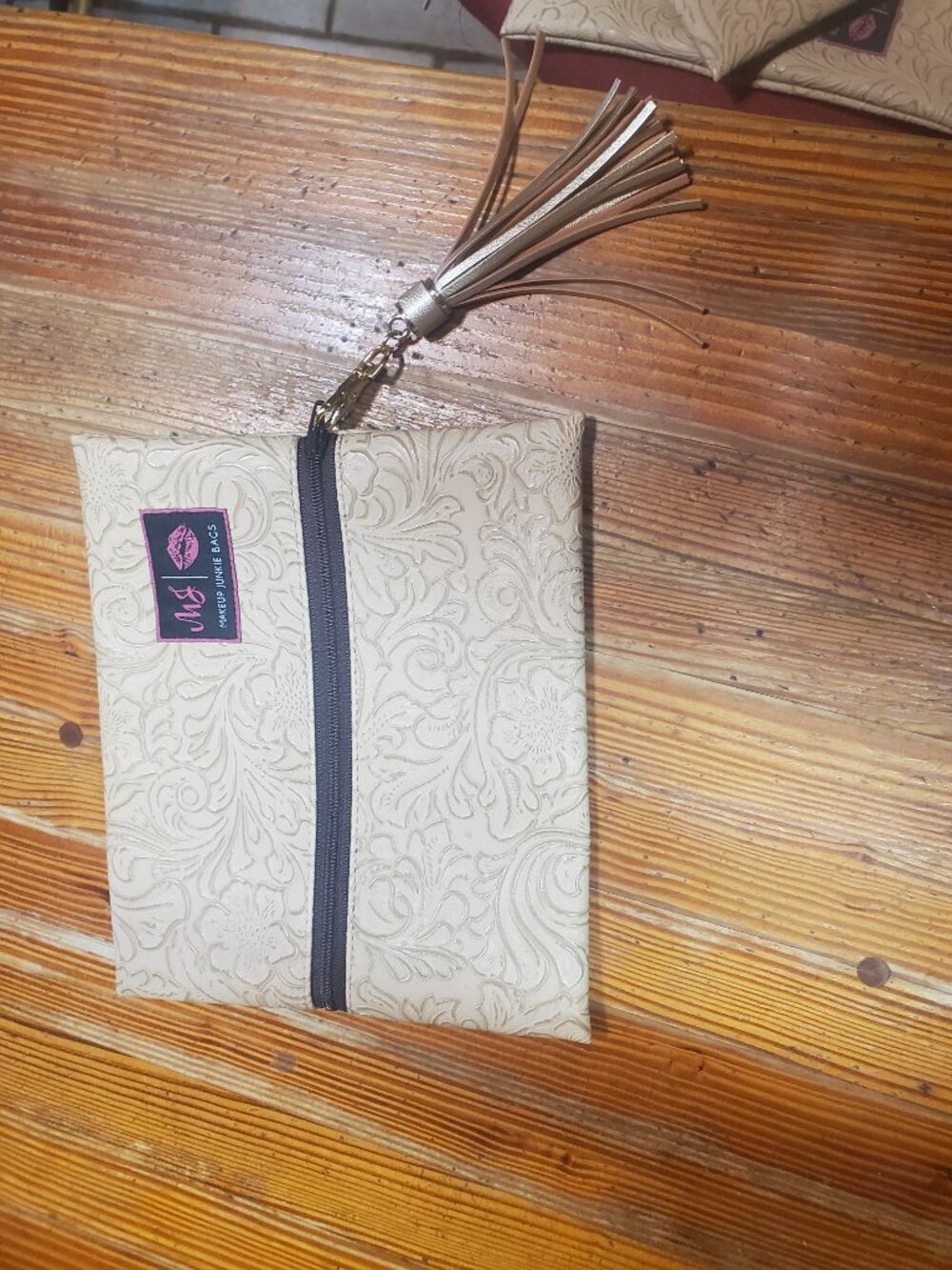 New!! Makeup Junkie travel set - Picture 4 of 9